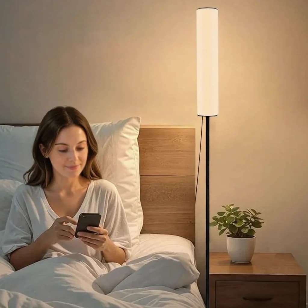 مصباح أرضي LED بارتفاع قابل للتعديل وقاعدة ثلاثية وثلاثة أوضاع لونية