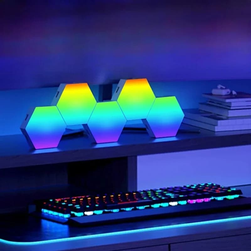 ألواح إضاءة سداسية RGB مستجيبة للصوت مع تحكم عبر التطبيق